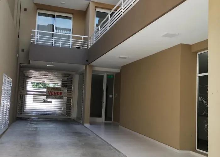 Departamento Centrico Amplio - Totalmente Equipado Pb