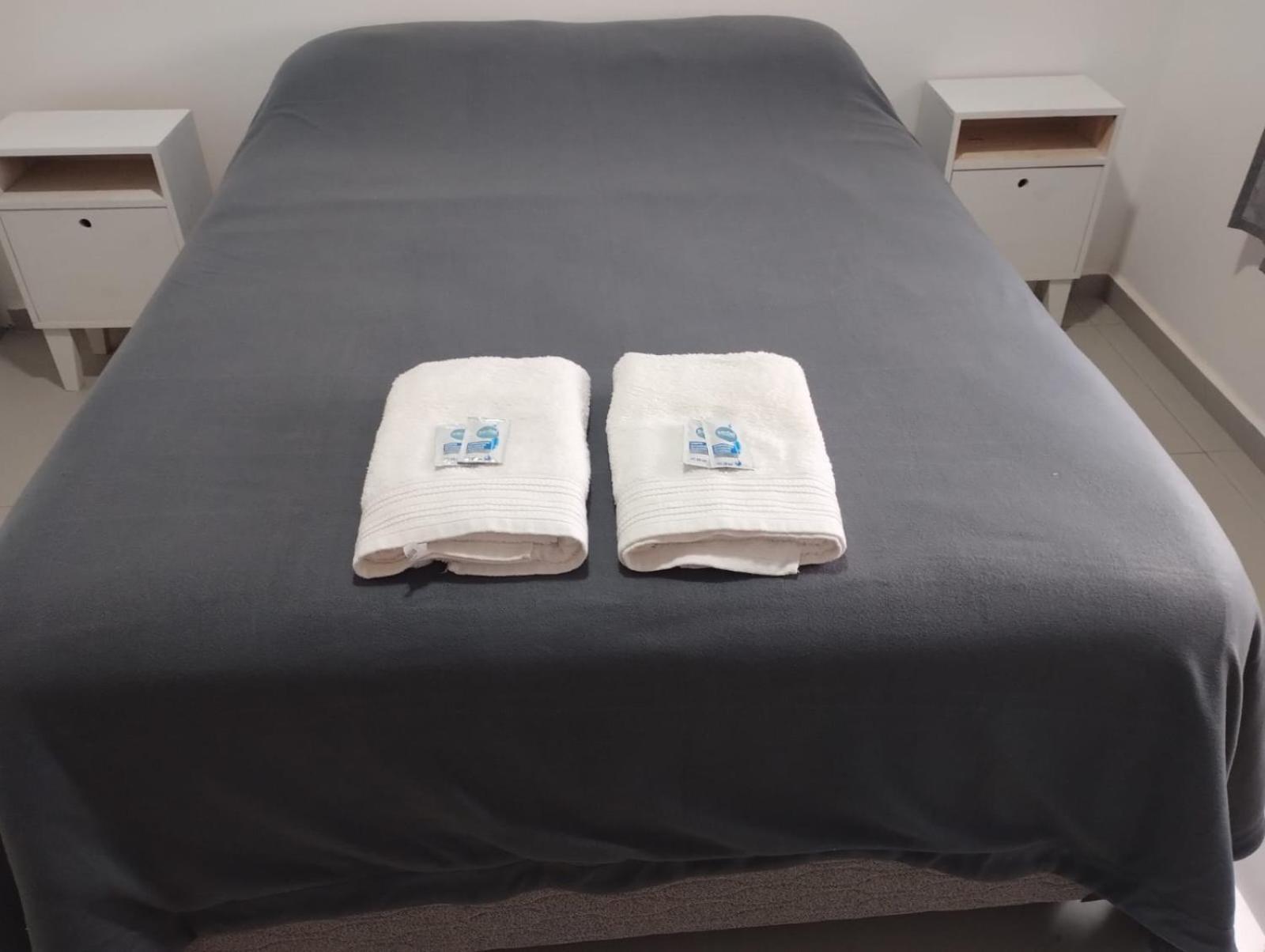 Apartamento Departamento Centrico Amplio - Totalmente Equipado Pb San Nicolás de los Arroyos